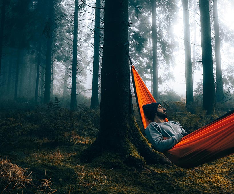 🧠 لماذا يعتبر بيع الملفات الرقمية أسهل طريقة لبناء دخل ثابت؟